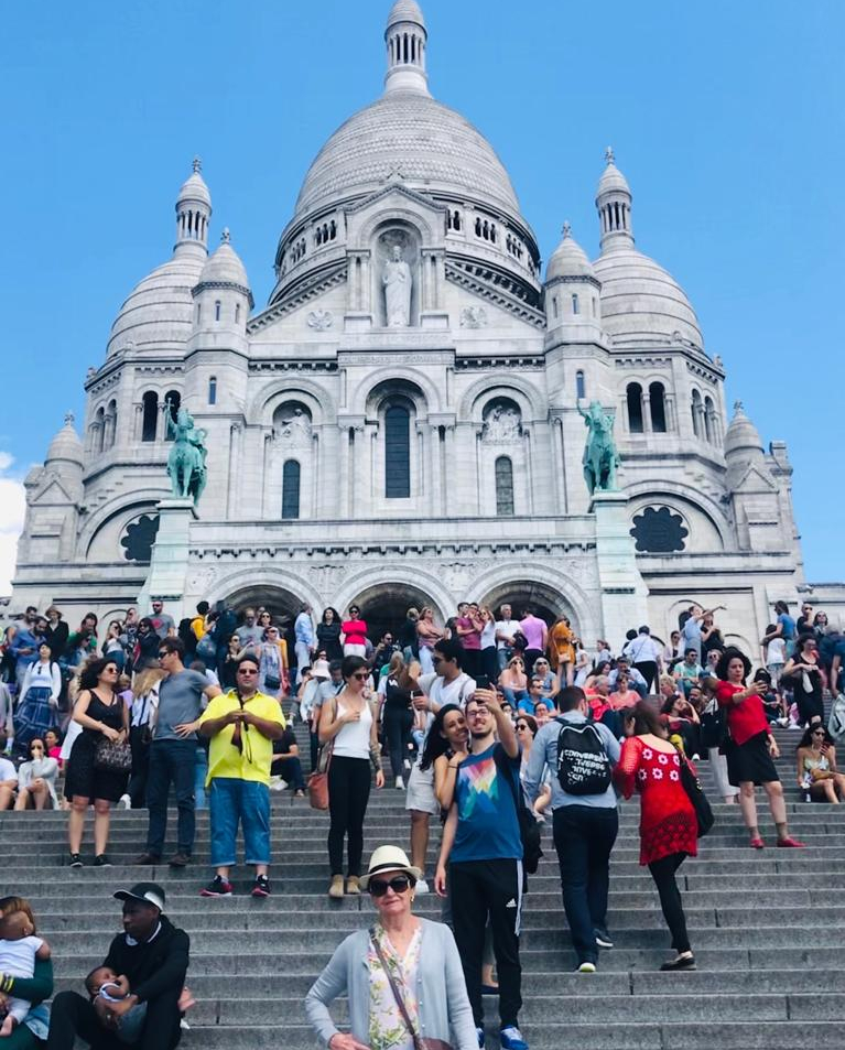 Realidade da foto na Basílica Sacre Couer